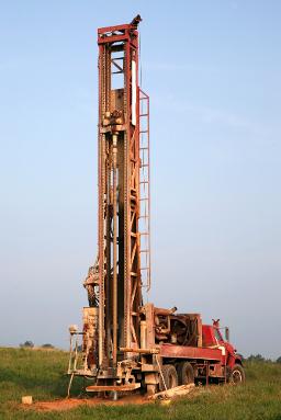 Well-Drilling-Jacksonville-Fl-orange-truck-borehole-for-soil-testing